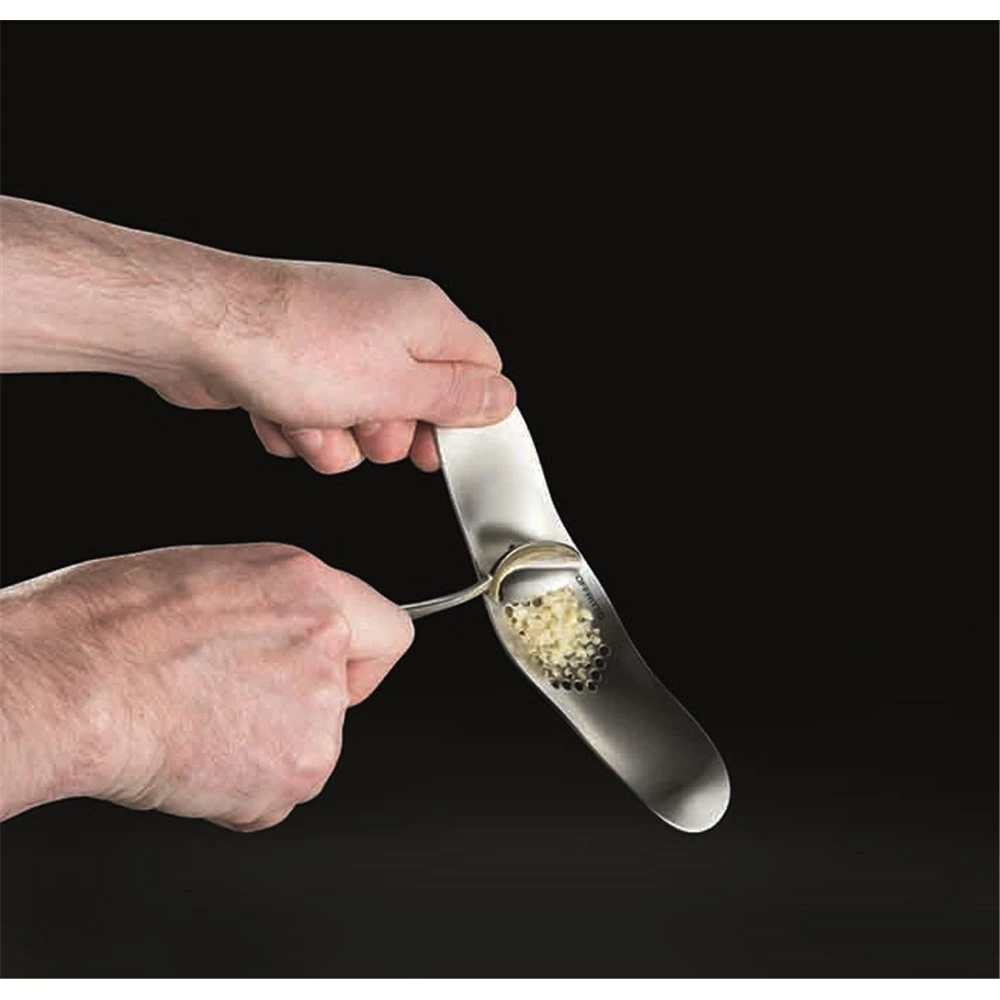 Soffritto A Series Rocking Garlic Crusher - Image 5