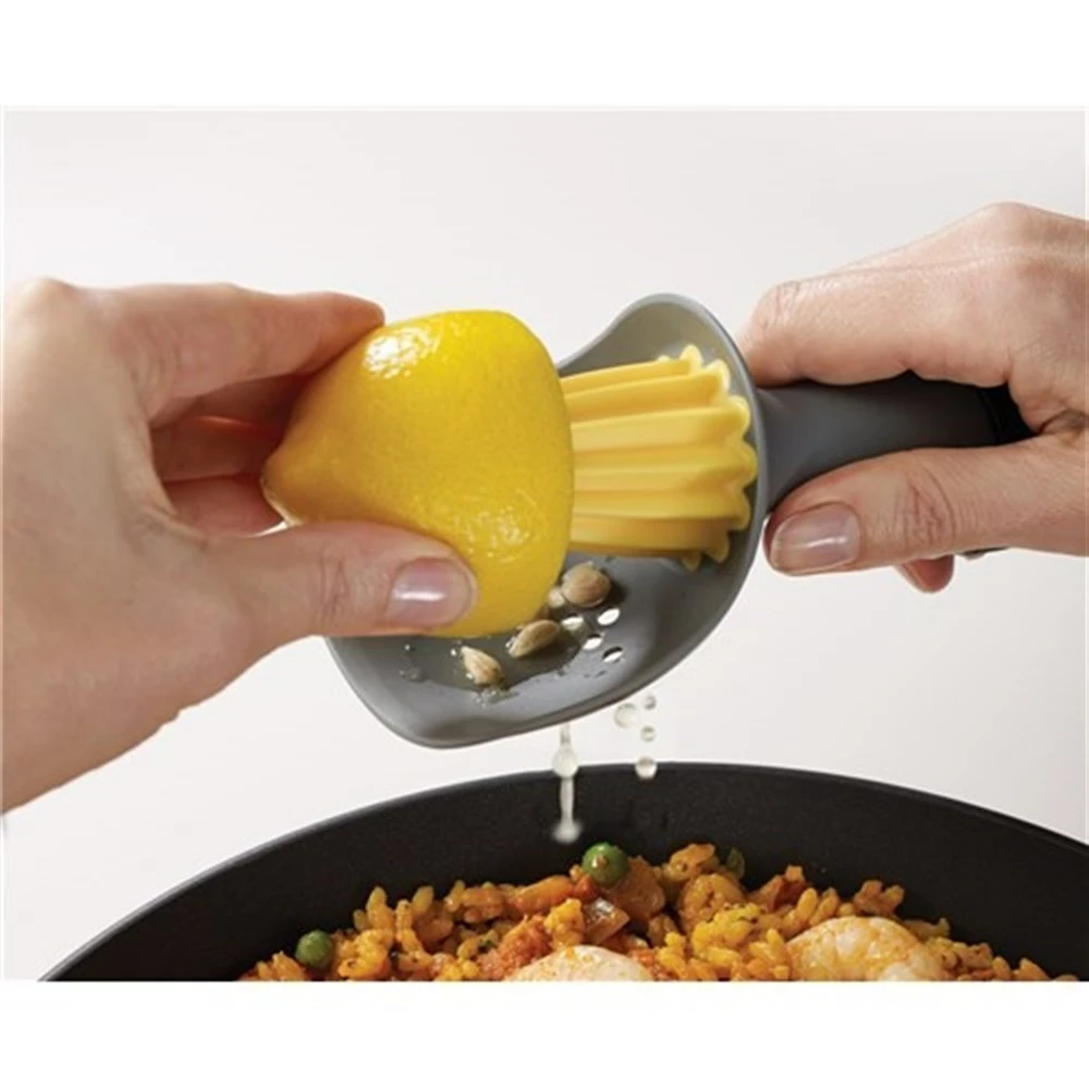 Joseph Joseph Yellow Catcher Citrus Reamer - Image 2